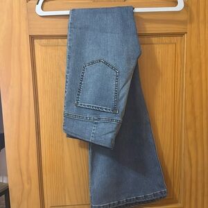 Free people jeans size 27. Bell bottom. Stretchy. NWOT
